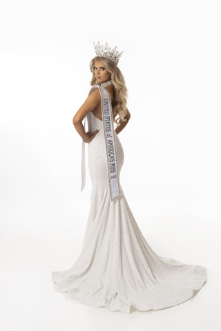 Pageant_crown_and_sash_016